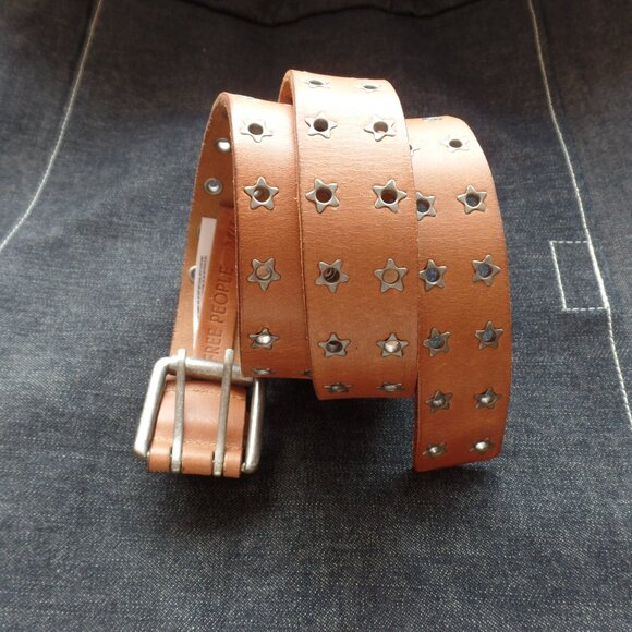 Free People Star Belt VIRGO Grommet Leather Color: Cognac M/L NWOT - Picture 4 of 9
